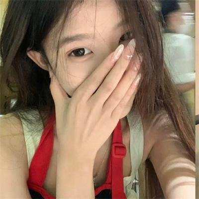 龙樱 海报